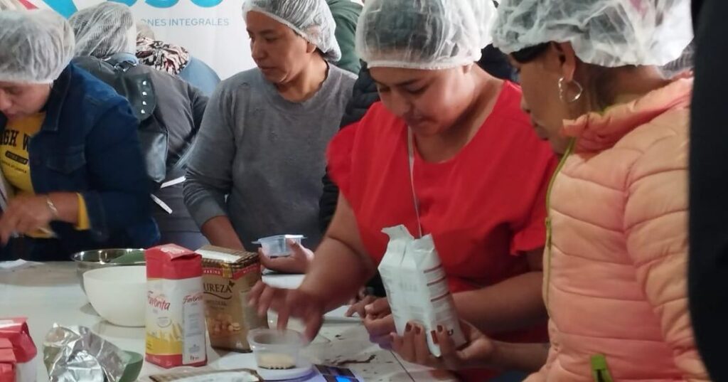 JSC capacitó a más de 40 emprendedores