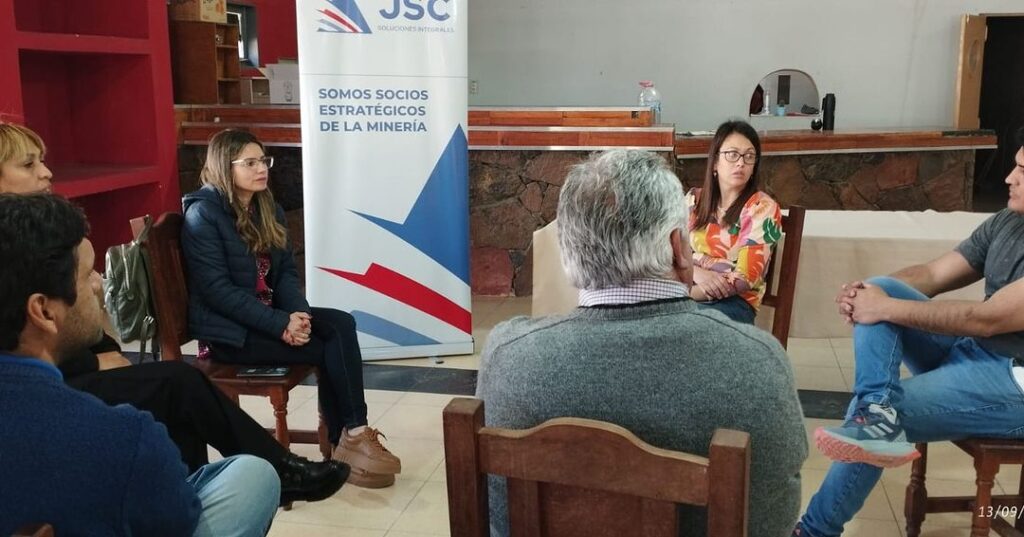 JSC capacitó a más de 40 emprendedores