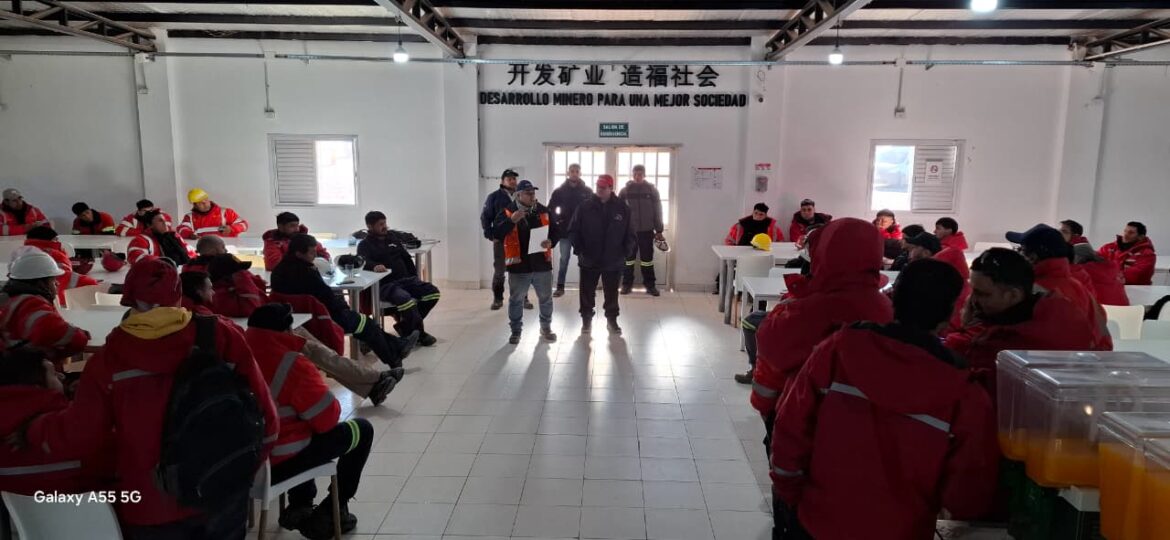 AOMA levantó el paro y los mineros volvieron al trabajo