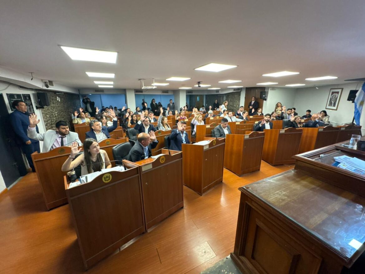 Diputados catamarqueños mantuvieron una sesión especial para aprobar proyectos mineros