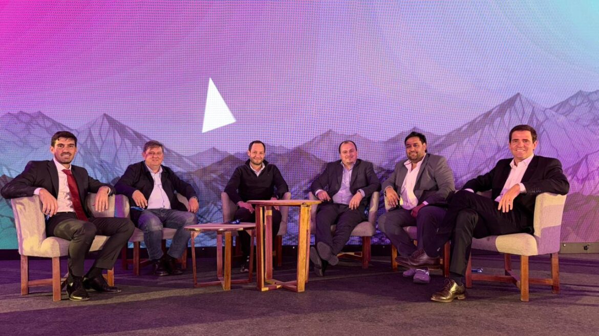 Proveedores y empresarios mineros del noroeste, por medio de sus respectivas organizaciones, mantuvieron una reunión en la que comenzaron a diagramar acciones conjuntas con el objetivo de establecer principios de buenas prácticas para la región.