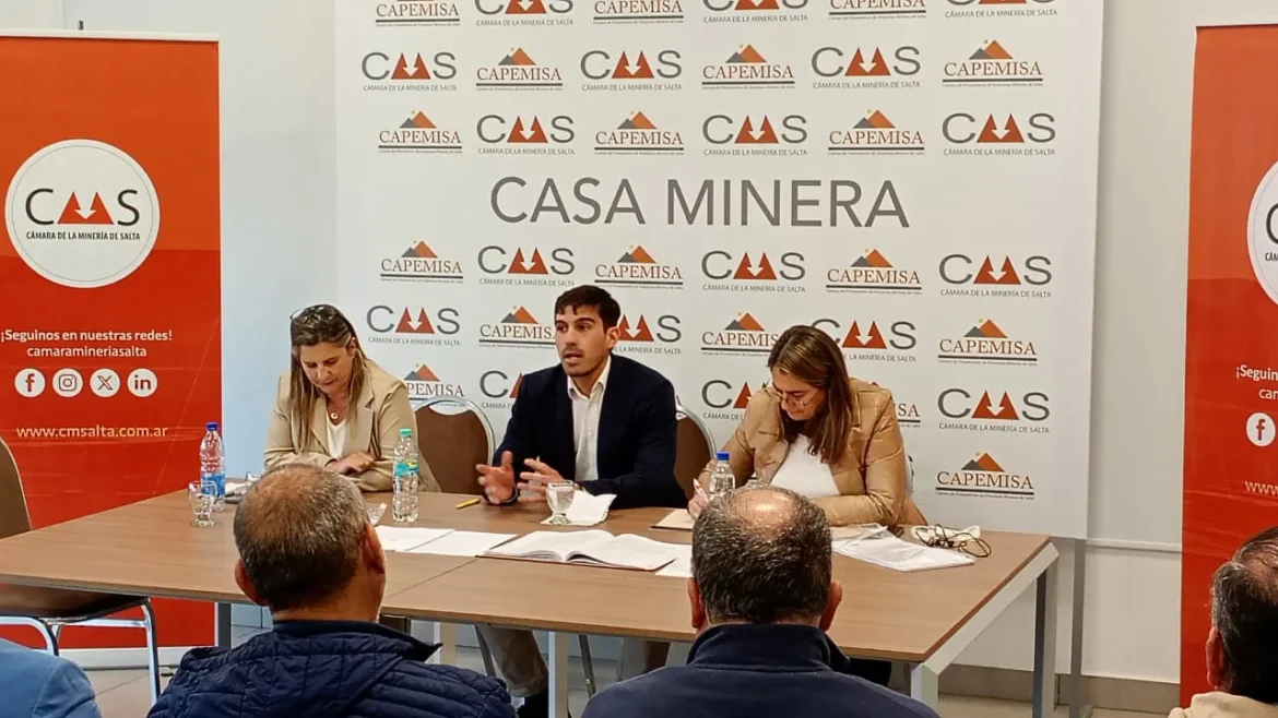 El presidente de la Cámara de Minería de Salta, Juan Martín Gilly, aseguró Catamarca, Salta y Jujuy atraviesan una etapa de integración sin precedentes, impulsada principalmente por el desarrollo de la industria del litio.